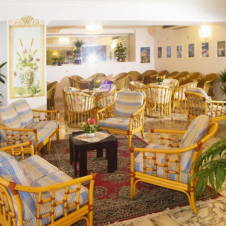 גיארדיני נאקסוס Villa Athena מראה חיצוני תמונה