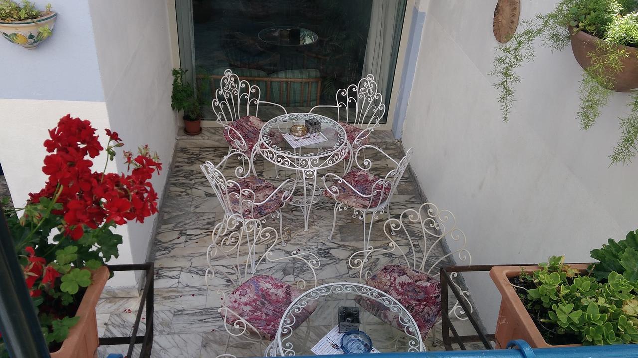 גיארדיני נאקסוס Villa Athena מראה חיצוני תמונה